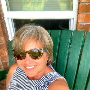 Meet your Posher, Annie